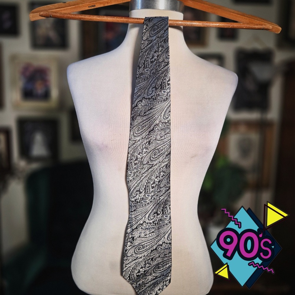 Stefano Milano Silk Tie Necktie Vintage 90s Silver Gray Italian Luxury Mens